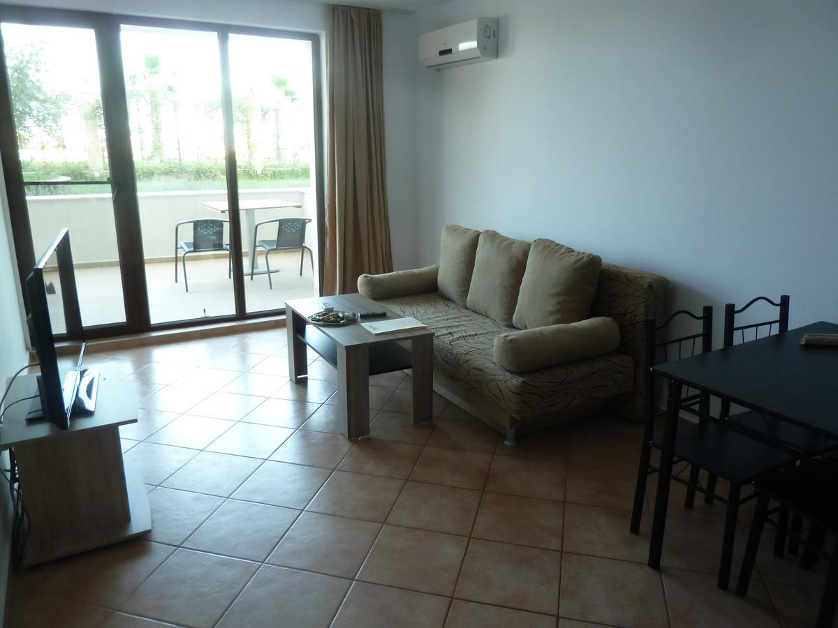 Golden Dunes Primorsko Apartments Bagian luar foto