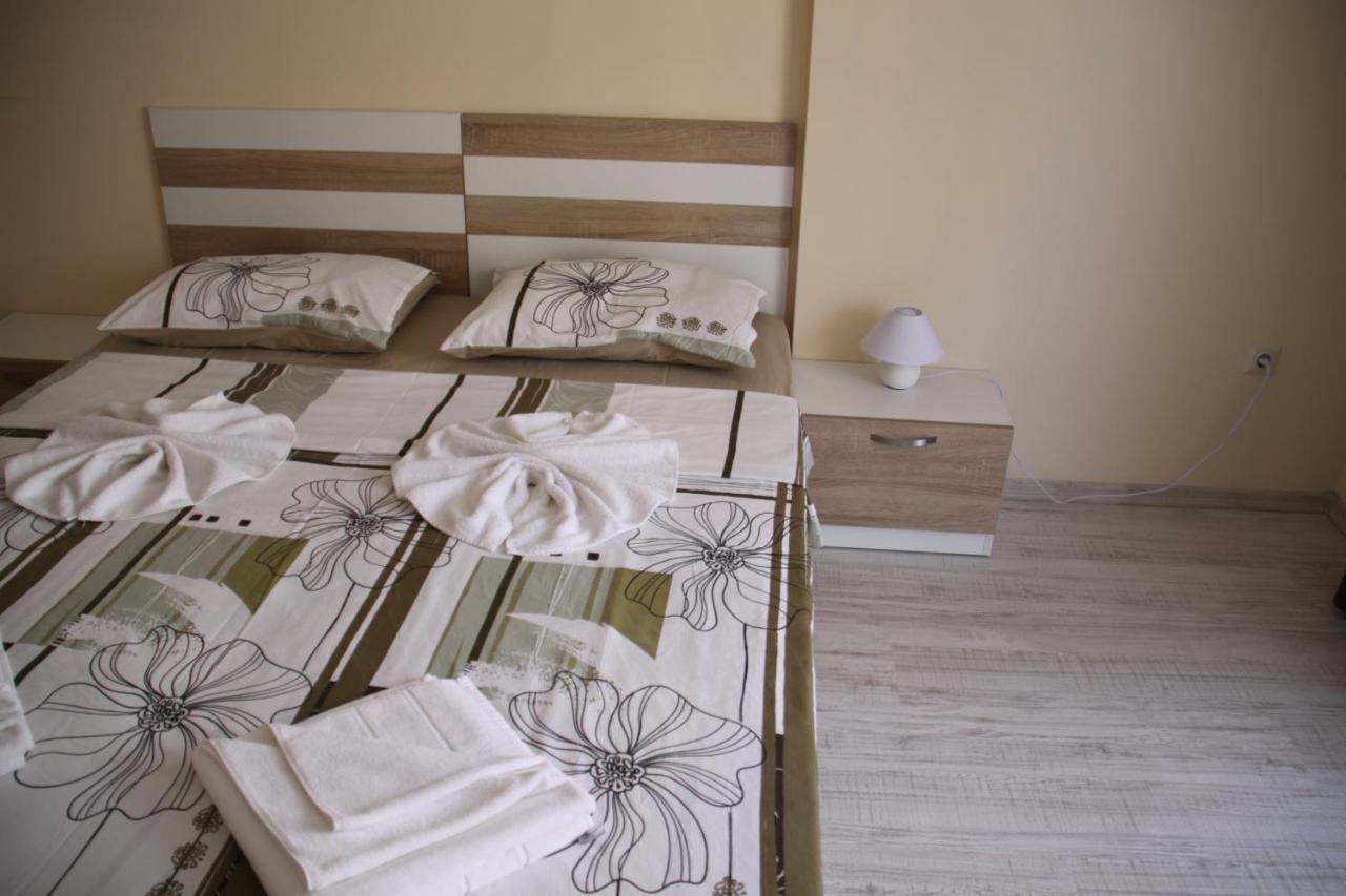 Golden Dunes Primorsko Apartments Ruang foto